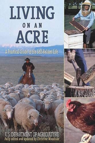 Imagen de archivo de Living on an Acre : A Practical Guide to the Self-Reliant Life a la venta por Better World Books