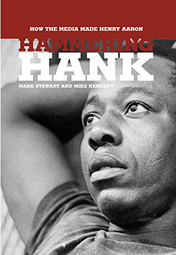 Imagen de archivo de Hammering Hank : How the Media Made Henry Aaron a la venta por Better World Books