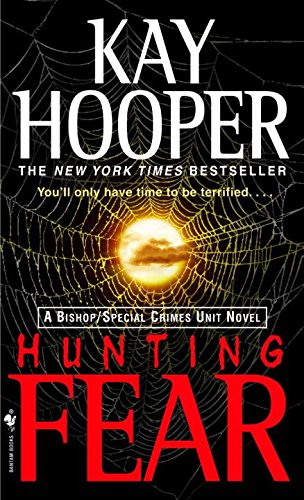 9781594130663: Hunting Fear (Thorndike Paperback Bestsellers)