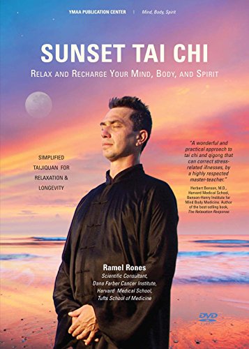 Imagen de archivo de Sunset Tai Chi: Relax and Recharge Your Mind, Body, and Spirit a la venta por Goodwill Books