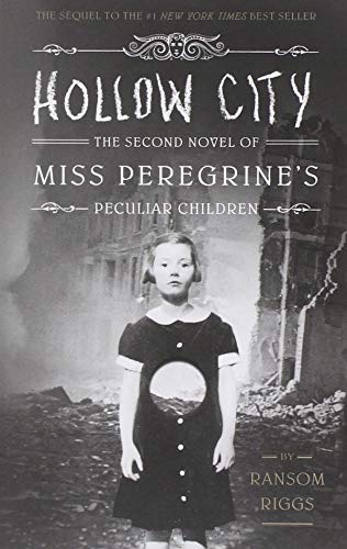 Beispielbild fr Hollow City The Second Novel of Miss Peregrines Peculiar Children zum Verkauf von Hawking Books