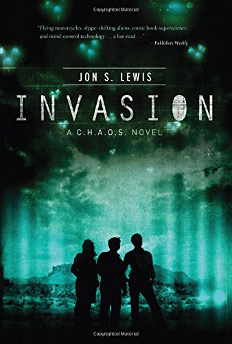 9781595547538: Invasion (C.H.A.O.S. Novel)