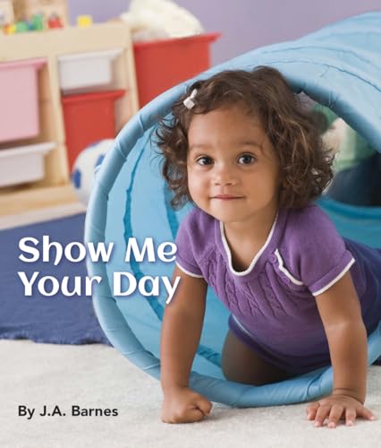 Imagen de archivo de Show Me Your Day a la venta por ThriftBooks-Dallas