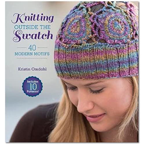 Imagen de archivo de Knitting Outside the Swatch : 40 Modern Motifs a la venta por Better World Books: West