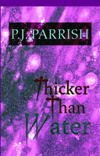 9781596880542: Thicker Than Water (Large Print)