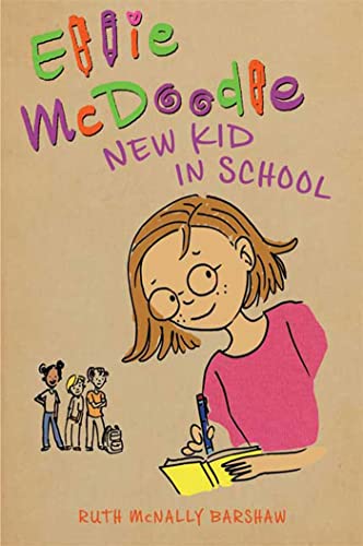 Beispielbild fr Ellie McDoodle: New Kid in School zum Verkauf von SecondSale