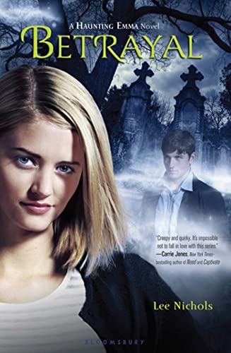 Beispielbild fr Betrayal (Haunting Emma) zum Verkauf von Reliant Bookstore