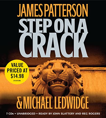 Beispielbild fr Step on a Crack (A Michael Bennett Thriller, 1) zum Verkauf von Ergodebooks