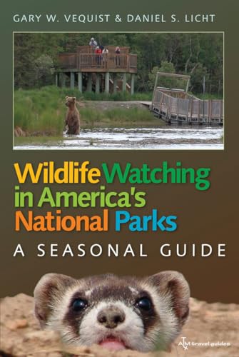 Beispielbild fr Wildlife Watching in America's National Parks: A Seasonal Guide zum Verkauf von Wonder Book