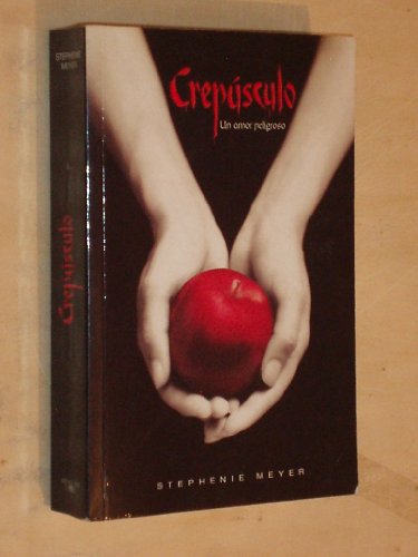Stock image for Crepusculo: Un Amor Peligroso (Spanish Edition) for sale by SecondSale