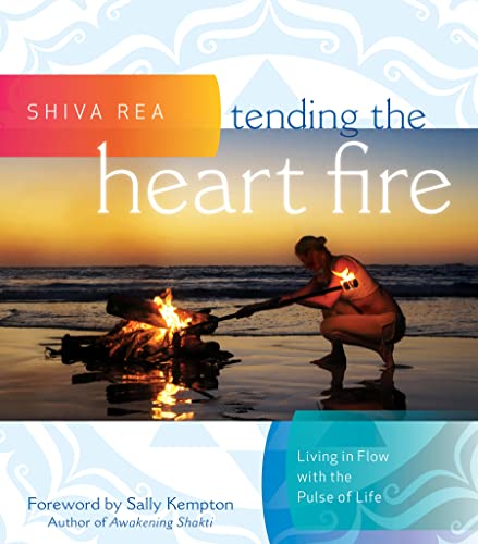 Beispielbild fr Tending the Heart Fire: Living in Flow with the Pulse of Life zum Verkauf von PlumCircle