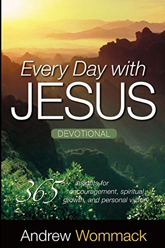 Imagen de archivo de Every Day With Jesus Devotional: 365 Insights for Encouragement, Spiritual Growth, and Personal Victory a la venta por Goodwill of Colorado