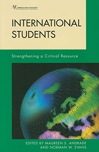 Beispielbild fr International Students : Strengthening a Critical Resource zum Verkauf von Better World Books
