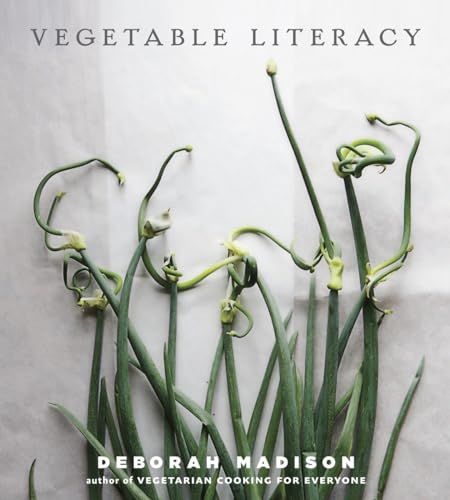 Beispielbild fr Vegetable Literacy: Cooking and Gardening with Twelve Families from the Edible Plant Kingdom, with over 300 Deliciously Simple Recipes [A Cookbook] zum Verkauf von SecondSale