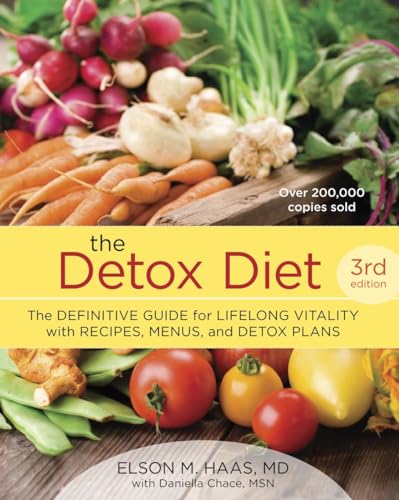 Stock image for The Detox Diet: The Definitive Guide for Lifelong Vitality with Recipes, Menus, and Detox Plans for sale by ThriftBooks-Dallas