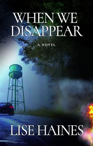 Imagen de archivo de When We Disappear: A Novel a la venta por Decluttr