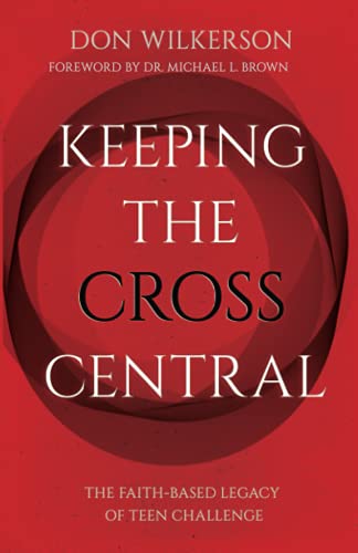 Imagen de archivo de Keeping the Cross Central (Updated) a la venta por ZBK Books