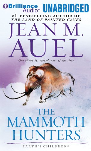 9781611064537: The Mammoth Hunters (Earth's Children)