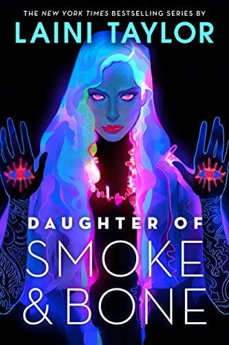 Imagen de archivo de Daughter of Smoke and Bone Lib/E (Daughter of Smoke and Bone Trilogy) a la venta por SecondSale
