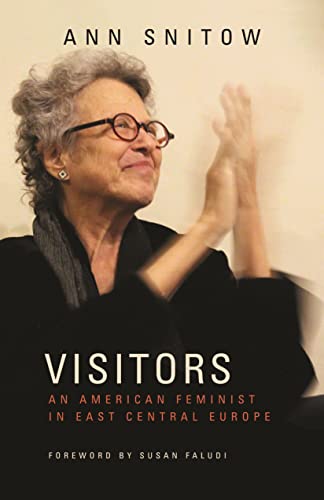 9781613321300: Visitors: An American Feminist in East Central Europe