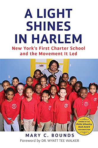 Beispielbild fr A Light Shines in Harlem: New York's First Charter School and the Movement It Led zum Verkauf von Books From California