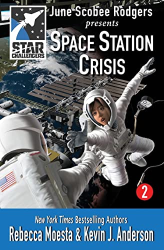Imagen de archivo de Star Challengers: Space Station Crisis a la venta por Once Upon A Time Books