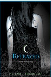 Imagen de archivo de Betrayed a la venta por SecondSale