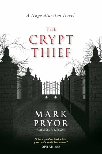 Beispielbild fr The Crypt Thief : A Hugo Marston Novel zum Verkauf von Better World Books