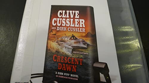 9781616574550: Crescent Dawn: A Dirk Pitt Novel: Library Edition