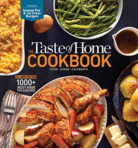 Imagen de archivo de The Taste of Home Cookbook, 5th Edition a la venta por Magers and Quinn Booksellers
