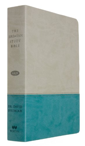 9781617953156: Holy Bible: New King James Version, Gray/Teal Leatherluxe With Thumb Index, the Jeremiah Study Bible; What It Says - What It Means - What It Means for You