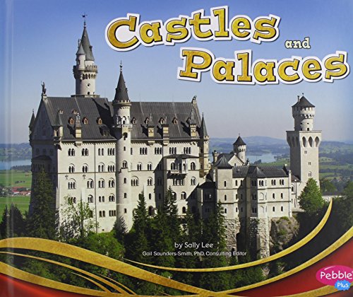 Beispielbild fr Castles and Palaces (Pebble Plus: Royalty) zum Verkauf von Zoom Books Company