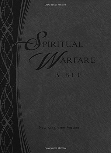 9781621365365: Spiritual Warfare Bible