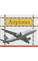 9781623239619: Airplanes (Big Machines at Work)