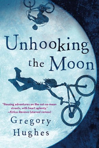 Beispielbild fr Unhooking the Moon zum Verkauf von Wonder Book
