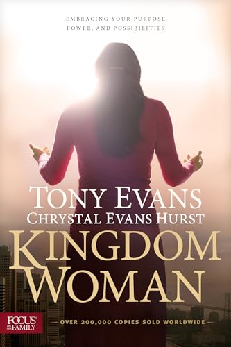 Beispielbild fr Kingdom Woman: Embracing Your Purpose, Power, and Possibilities zum Verkauf von Buchpark