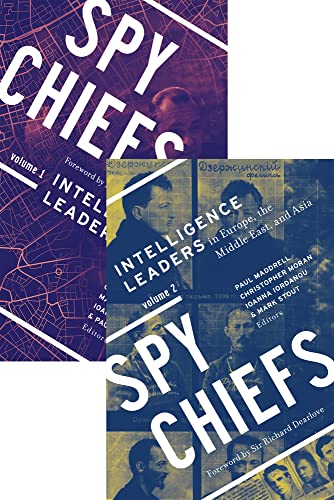 9781626165250: Spy Chiefs