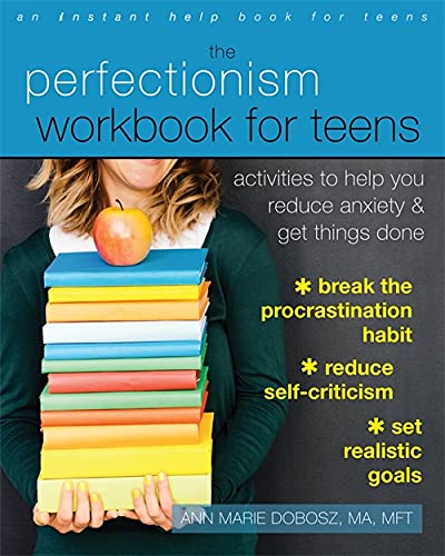 Imagen de archivo de The Perfectionism Workbook for Teens: Activities to Help You Reduce Anxiety and Get Things Done a la venta por Off The Shelf