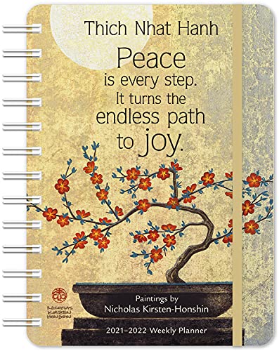 Stock image for Thich Nhat Hanh 2022 Weekly Planner: On-the-Go 17-Month Calendar with Pocket (Aug 2021 - Dec 2022, 5" x 7" closed) for sale by GF Books, Inc.