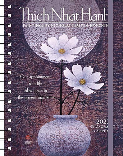 Beispielbild fr Thich Nhat Hanh 2022 Engagement Datebook Calendar zum Verkauf von BooksRun