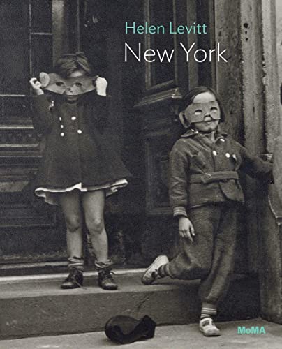 Beispielbild fr Helen Levitt: New York: Moma One on One Series Format: Paperback zum Verkauf von INDOO