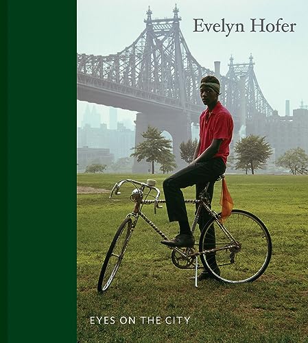 Stock image for Evelyn Hofer: Eyes on the City for sale by Black Cat Books