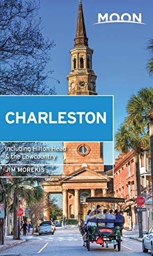 Imagen de archivo de Moon Charleston : With Hilton Head and the Lowcountry a la venta por Better World Books