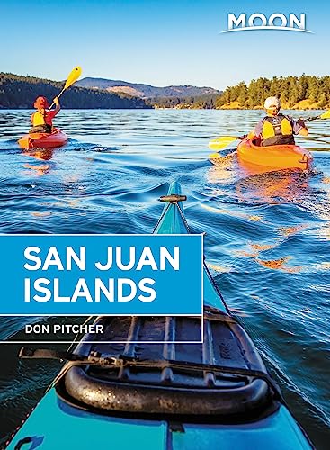 Beispielbild fr Moon San Juan Islands : Best Hikes, Local Spots, and Weekend Getaways zum Verkauf von Better World Books