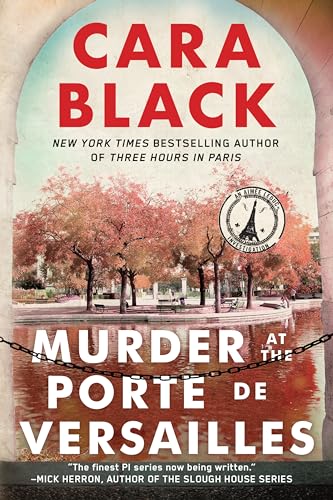 Beispielbild fr Murder at the Porte de Versailles (An Aimée Leduc Investigation) zum Verkauf von BooksRun