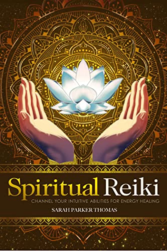 Beispielbild fr Spiritual Reiki : Channel Your Intuitive Abilities for Energy Healing zum Verkauf von Better World Books