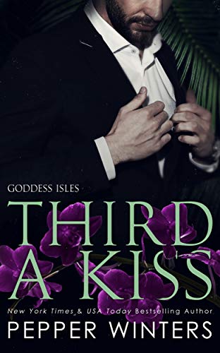 Imagen de archivo de Third a Kiss (Goddess Isles) a la venta por Better World Books