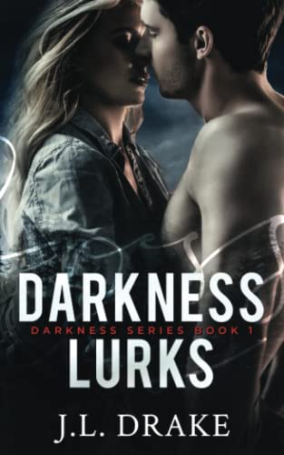 Beispielbild fr Darkness Lurks zum Verkauf von ThriftBooks-Dallas