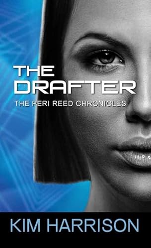 9781683242239: The Drafter (The Peri Reed Chronicles / Center Point Large Print)