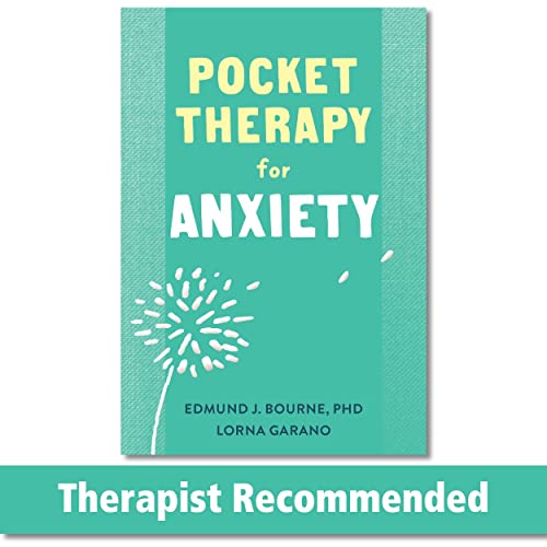 Imagen de archivo de Pocket Therapy for Anxiety: Quick CBT Skills to Find Calm (The New Harbinger Pocket Therapy Series) a la venta por Books From California